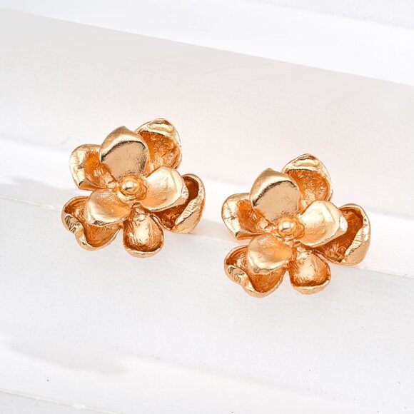 🌸 Artisan Original 3D Sculptural Flower Stud Earrings | S925 Gold - Picture 3 of 8